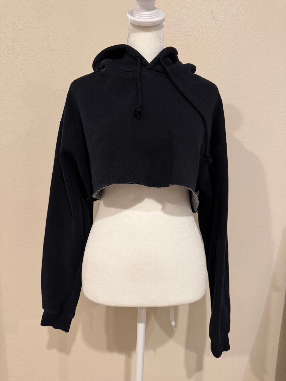 Forever 21 Black Cropped Hoodie